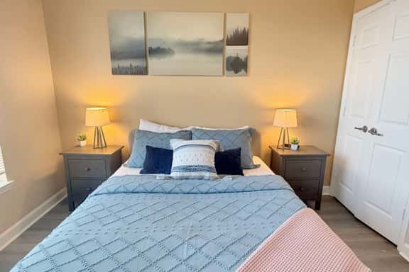 *NEW* Secret Resort | Kissimmee Lakeview Condo - Image 1