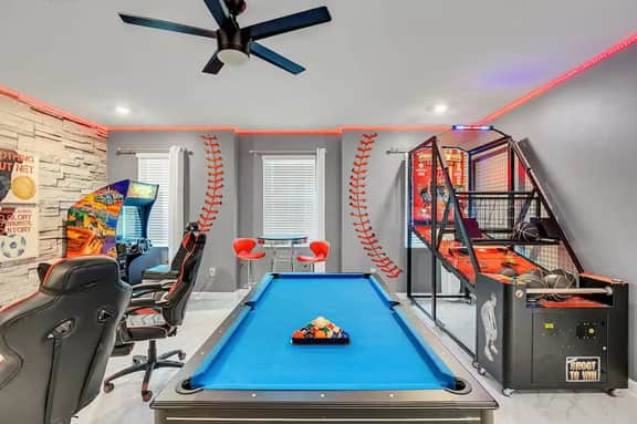 13 Beds | Movie Theater, Game Room, Water Park - Image 3